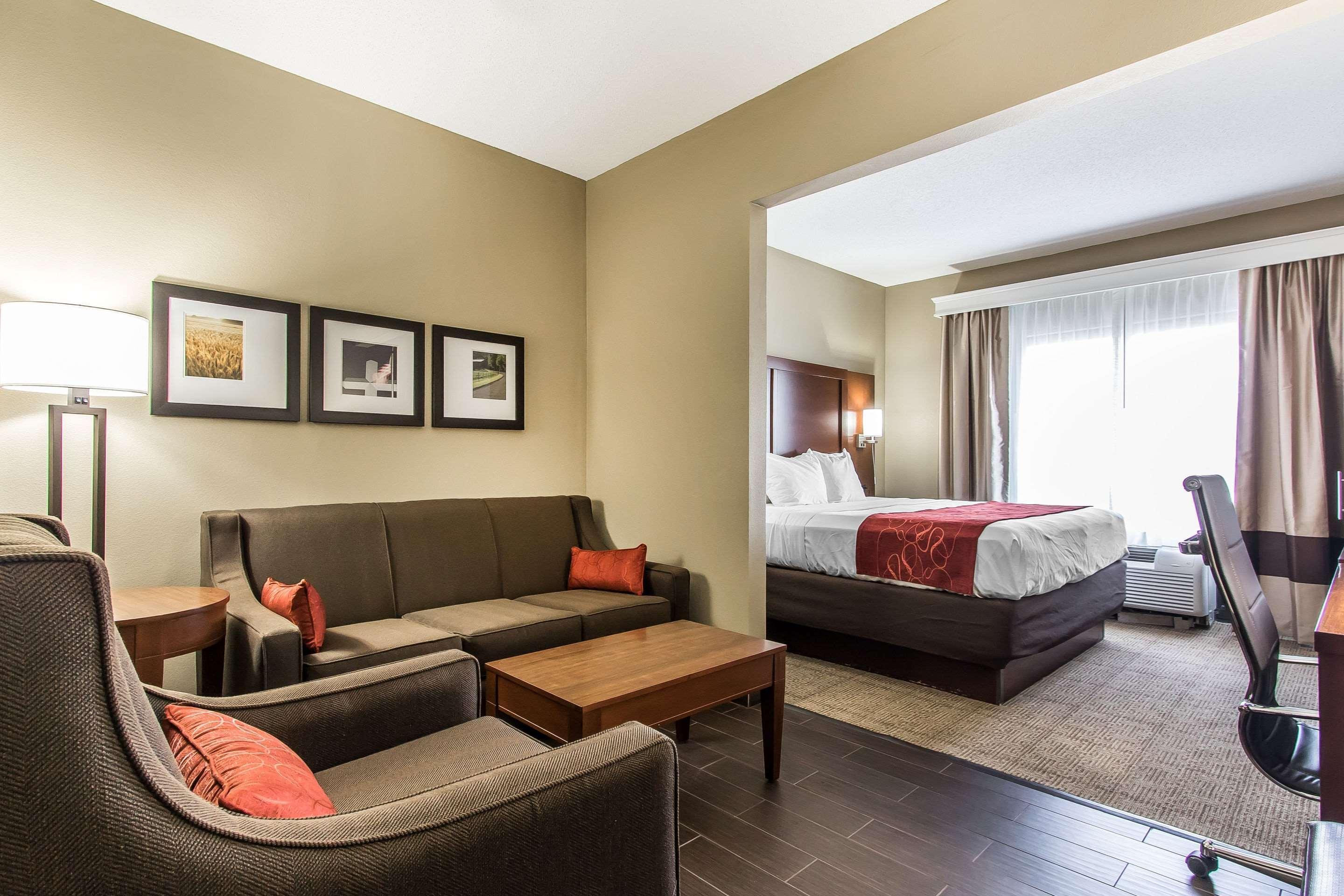 Comfort Suites Effingham Buitenkant foto