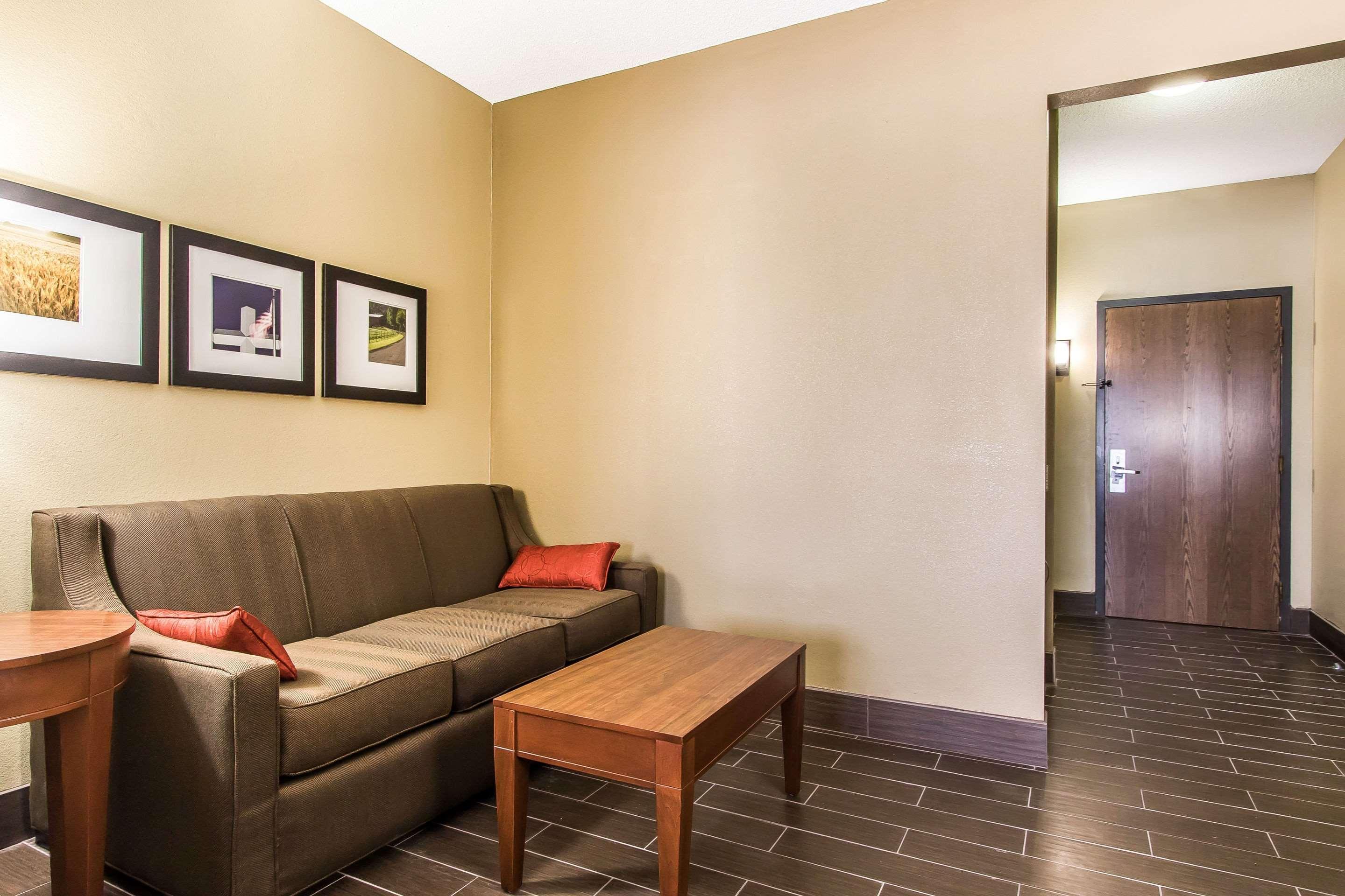 Comfort Suites Effingham Buitenkant foto